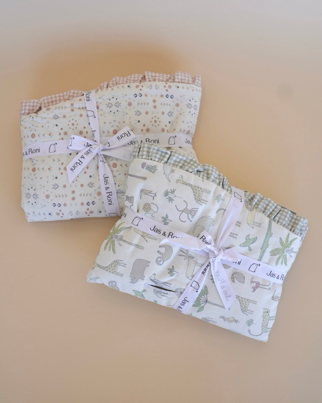 2 fundas para Yoyo + 2 BABEROS DE REGALO! (past edition)