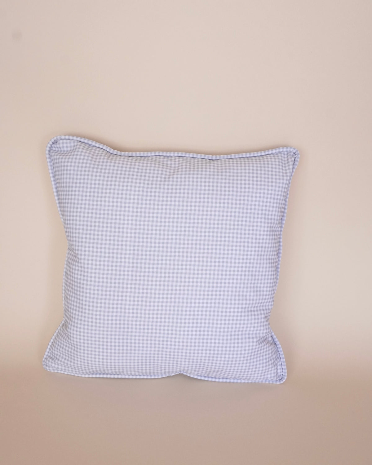 Cojín grande small grey squares