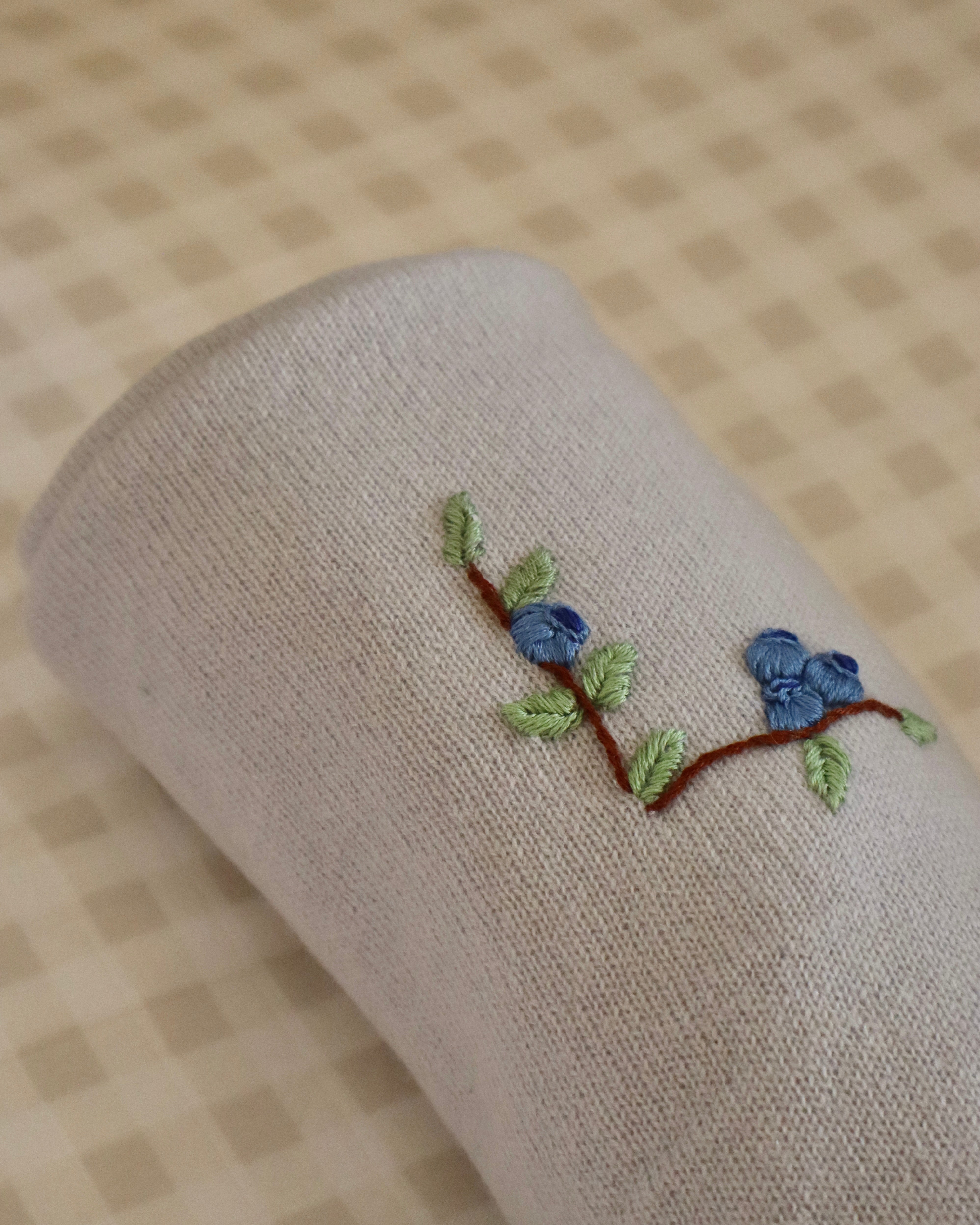 Cobijita de cashmere Gris con Blueberrys