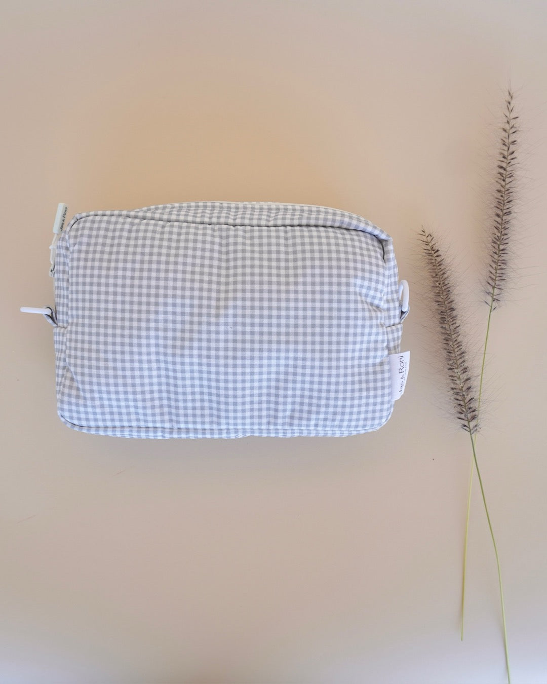 Neceser grey squares