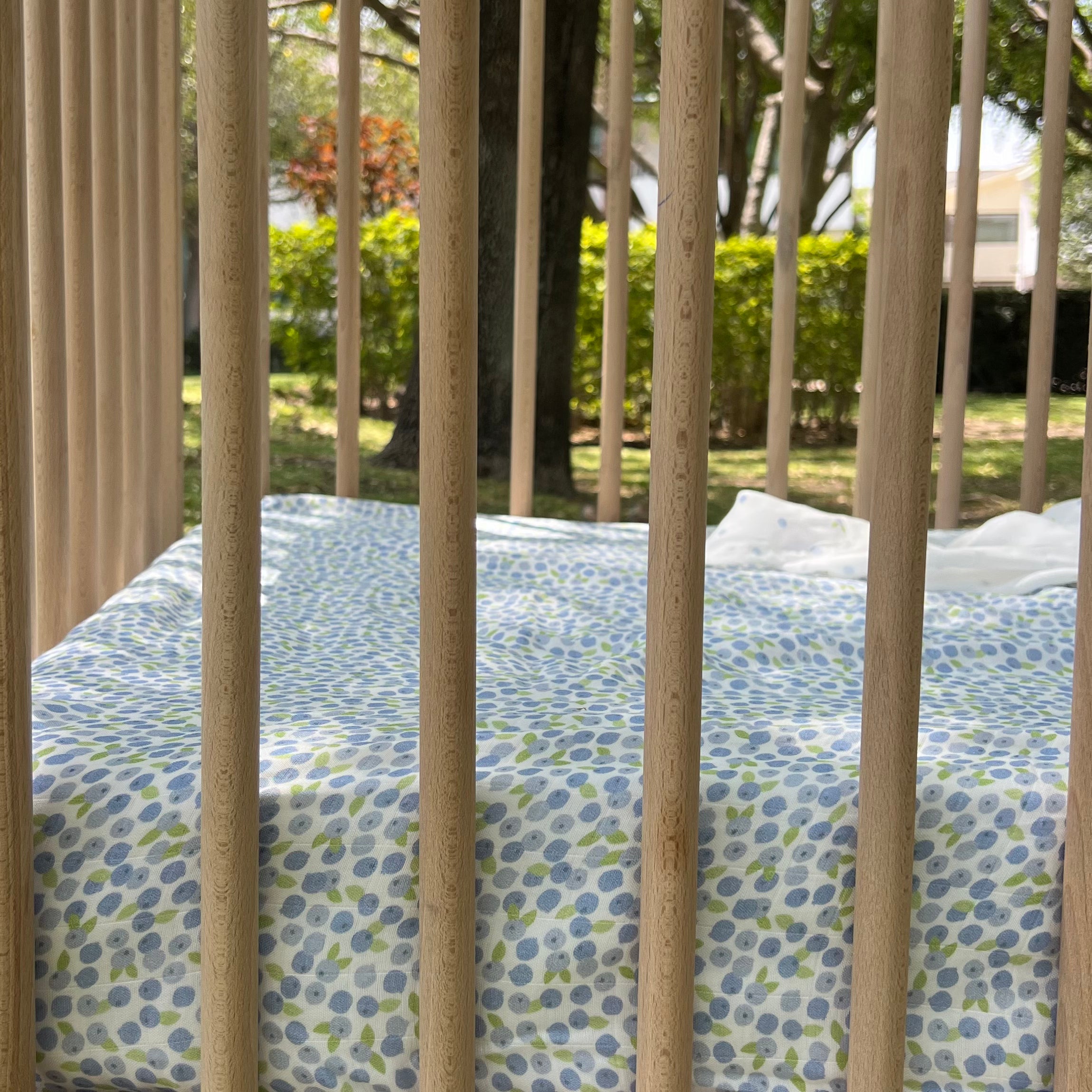 Sábana de cuna blueberry (Past Edition)