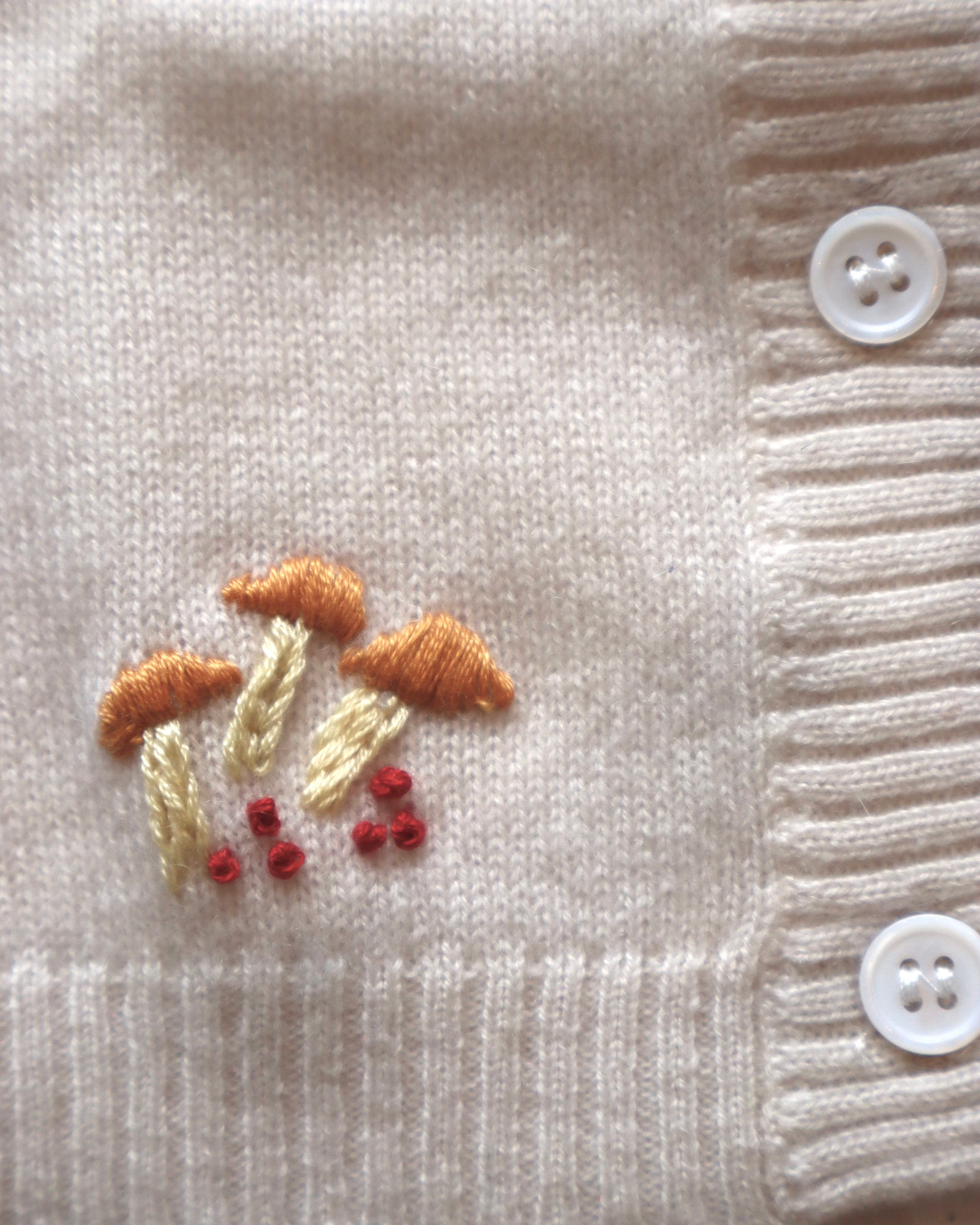 Set de Cashmere Beige con Honguitos