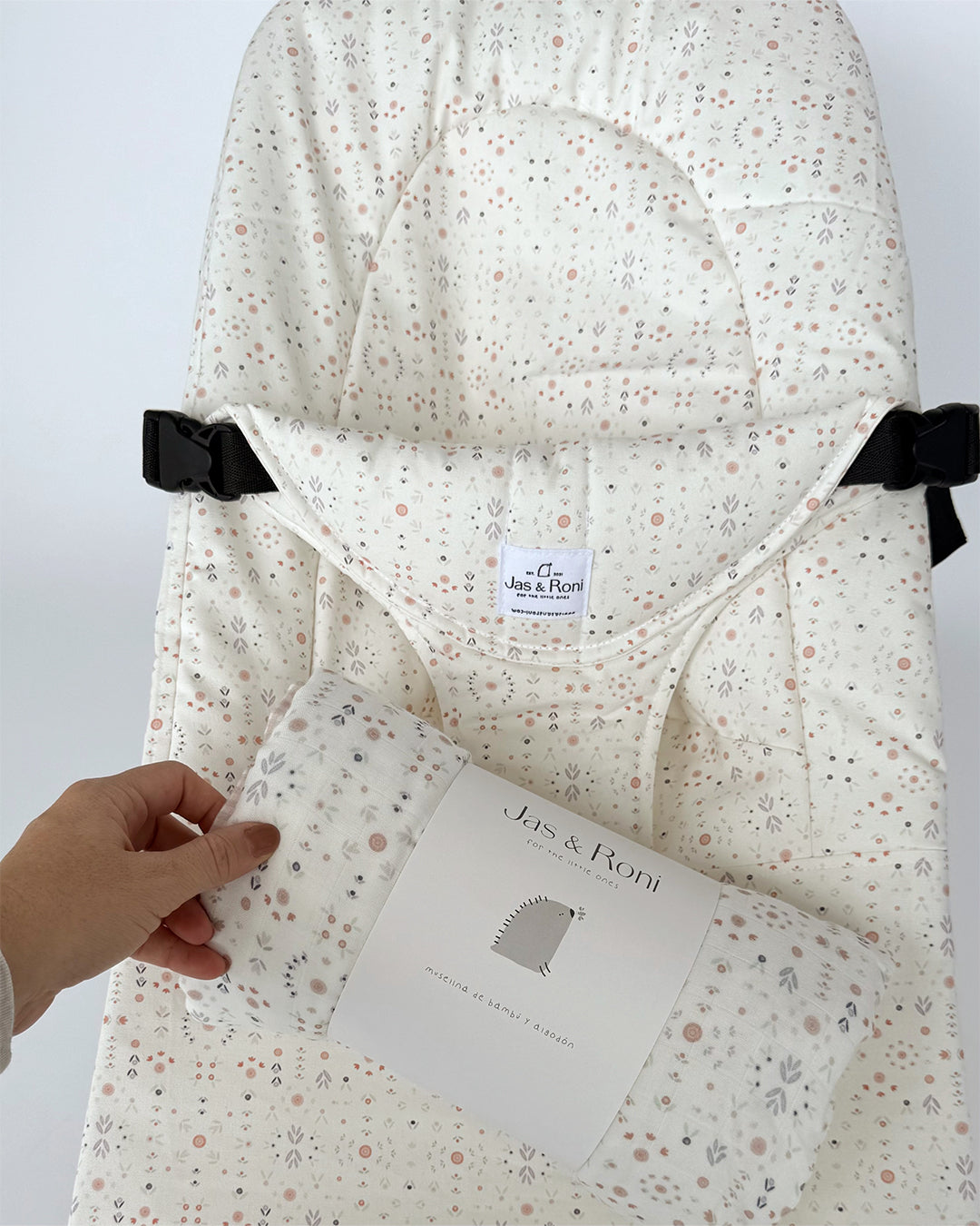 Funda de hamaca Baby Björn Blossom (Past Edition)