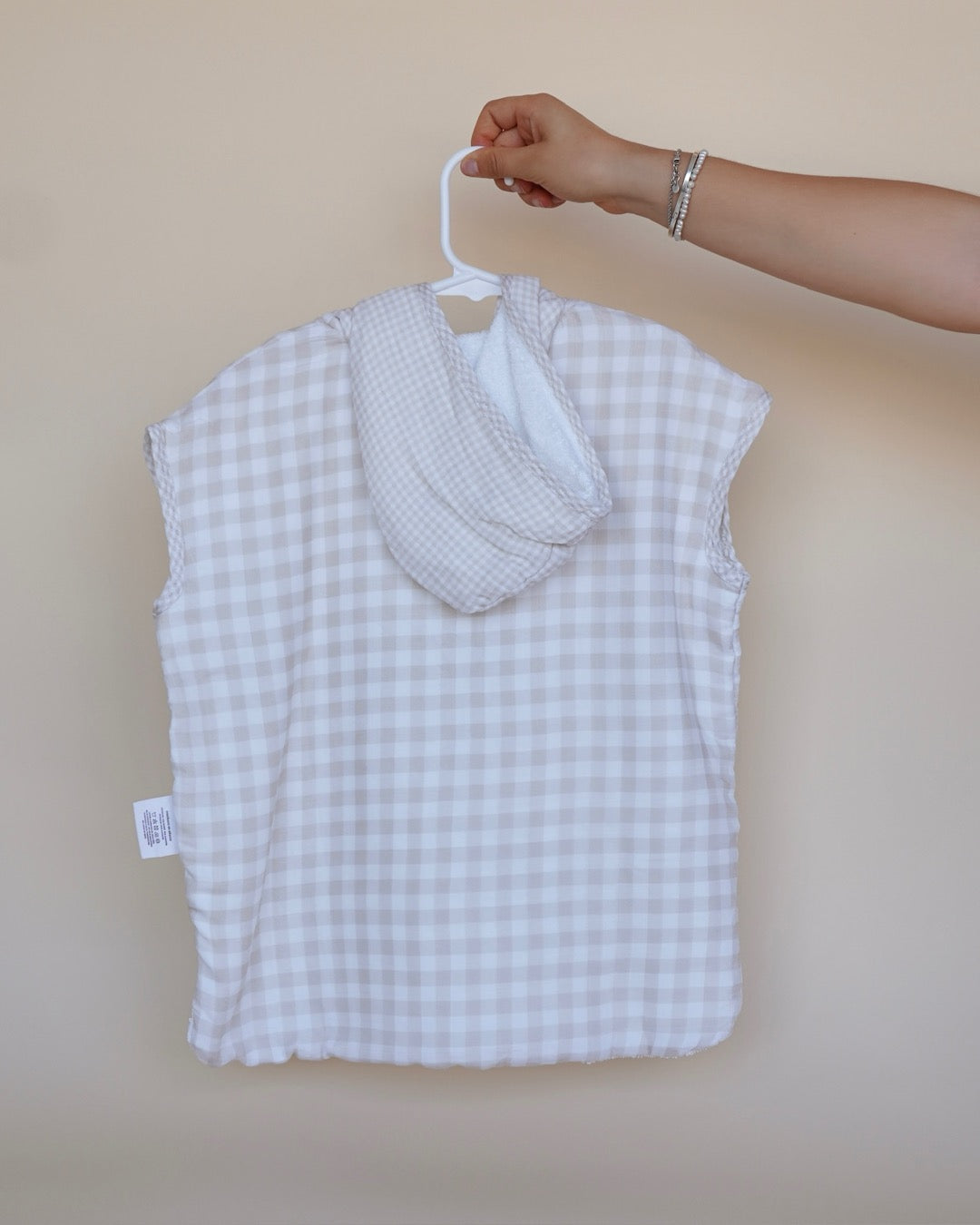 Poncho beige squares small